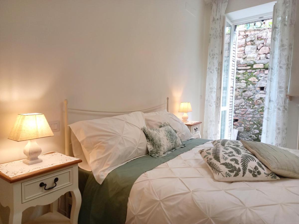 B&B Maison Gabry Assisi Bagian luar foto