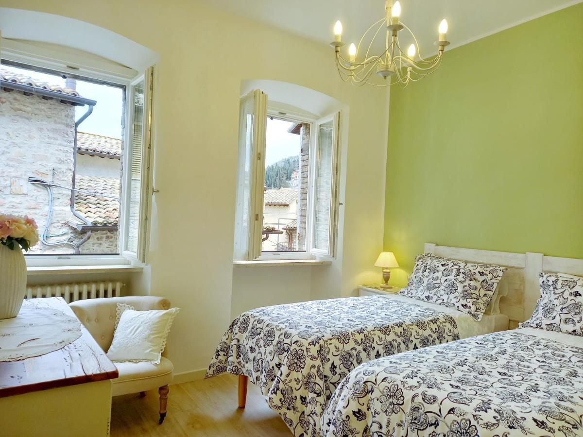 B&B Maison Gabry Assisi Bagian luar foto
